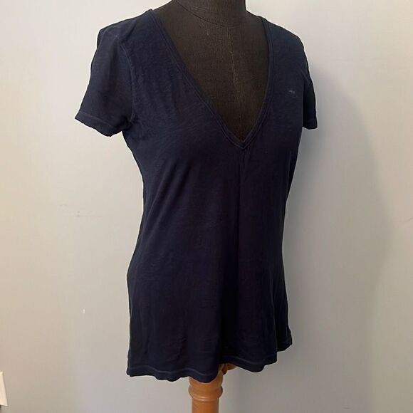 Abercrombie & Fitch Women's Navy Blue Cotton Plunging V Neck Shirt - Picture 5 of 7